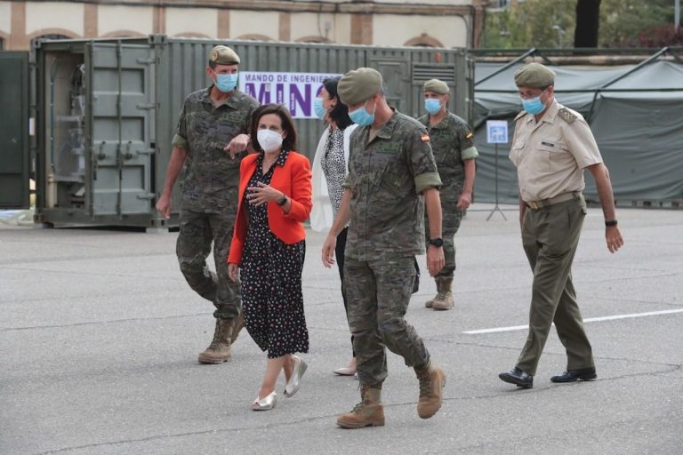 Canarias solicita formalmente al Gobierno cien rastreadores militares