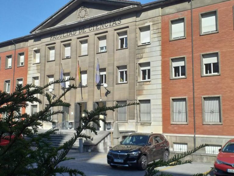 Universidades acuerda el uso de mascarillas y que el cierre por número elevado depende de centros y CC.AA