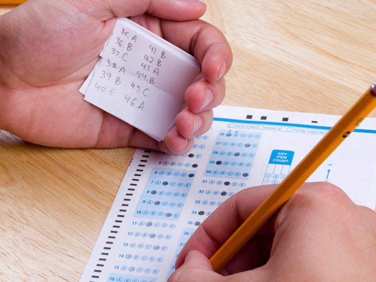 ¡Triunfa a lo grande! Los lugares más originales y prácticos para ocultar chuletas