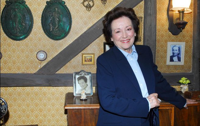 Amparo Baro El Internado