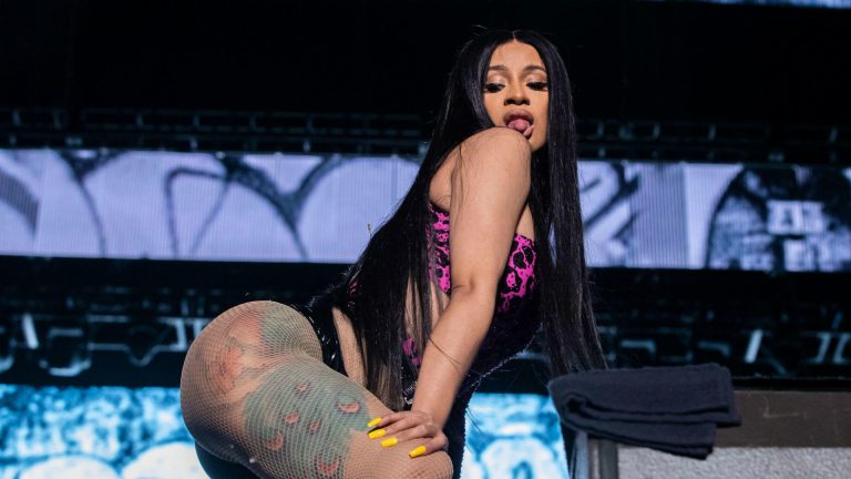 Cardi B y otras famosas que triunfan en Tik Tok por sus canciones y bailes