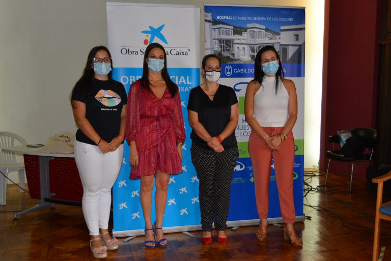 El Hospital de Dolores reúne a sus pacientes en torno a un Club de Lectura Fácil 