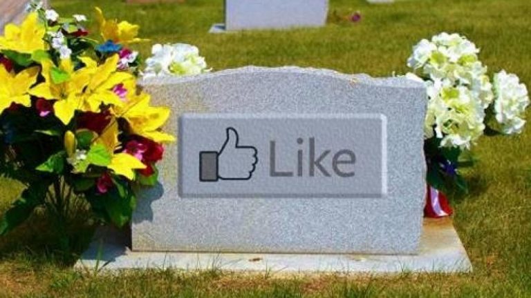 Cómo cavar tu propia tumba en redes sociales antes de irte al otro barrio