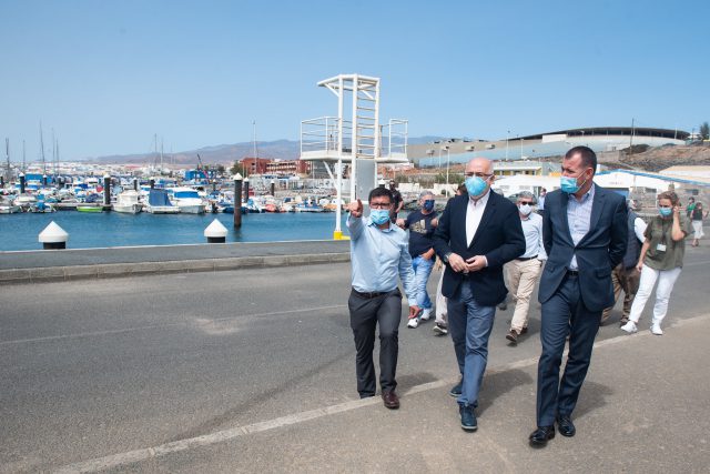 Recorrido para supervisar el proyecto de Taliarte.