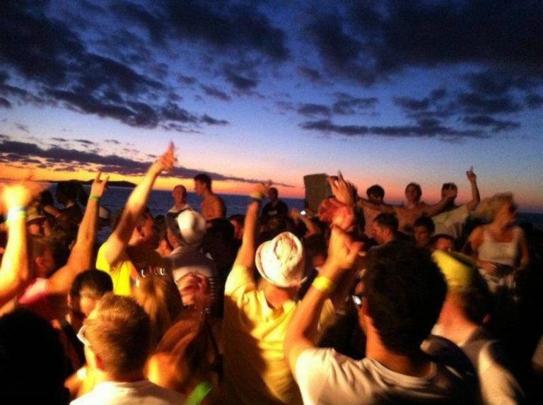 La Guardia Civil se moviliza en Ibiza en un importante dispositivo antidroga