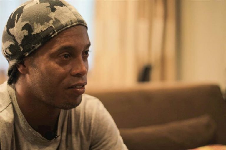 Ronaldinho puede volver a Brasil después de su pesadilla en Paraguay