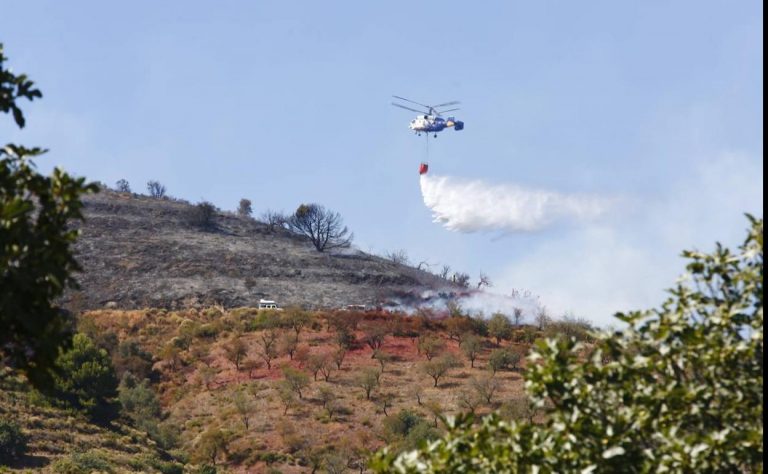 El Infoca da por estabilizado el incendio de Polopos