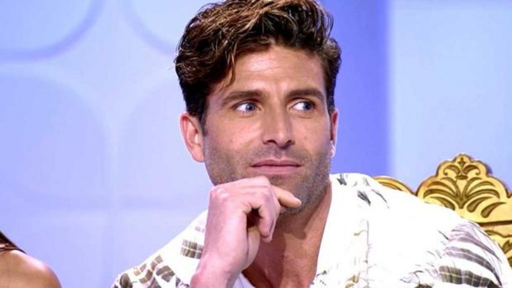 Qué fue de Efrén Reyero, el tronista que más enamoró a la audiencia de MYHYV