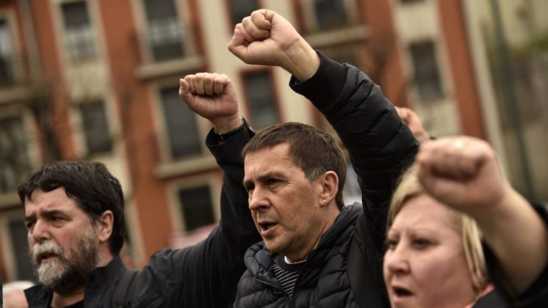 Sortu pide otra política penitenciaria para presos de la ETA