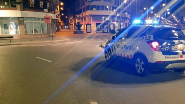 Casi 300 denuncias en Sevilla por beber en espacios públicos y no usar mascarillas