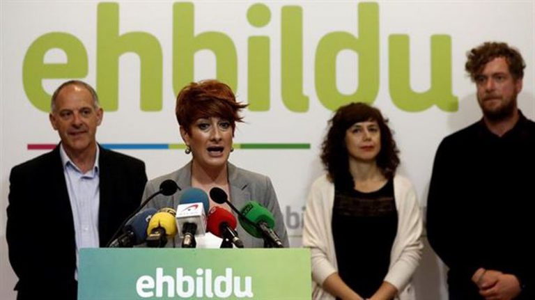 Bildu preguntará acerca del apoyo de los cuatro expresidentes a Martín Villa