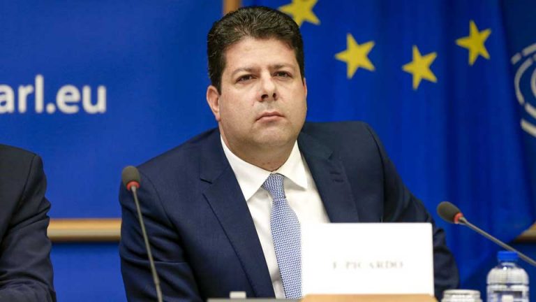 Ministro de Gibraltar no aceptará nada que diluya la soberanía británica