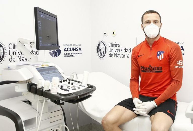 Saúl, Vrsaljko, Savic, Correa y Giménez pasan las pruebas médicas en la Clínica de la Universidad de Navarra