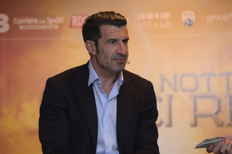 Figo critica al Gobierno por la gestión del coronavirus: 