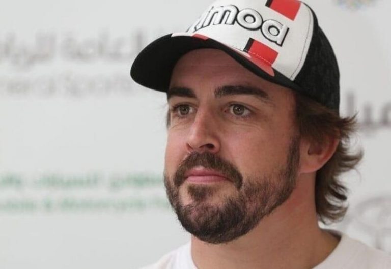 Fernando Alonso todavía tiene dudas sobre su futuro