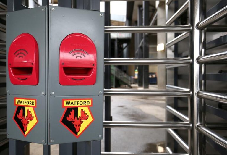 Tres de los seis positivos por coronavirus de la Premier son del Watford