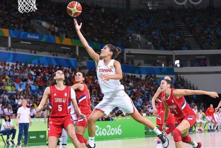 La internacional Marta Xargay deja temporalmente el baloncesto