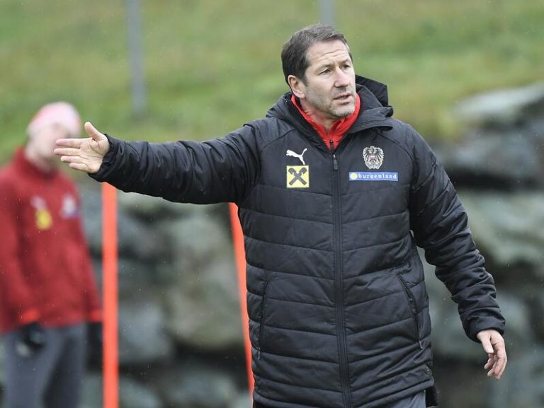 Franco Foda renueva como seleccionador de Austria