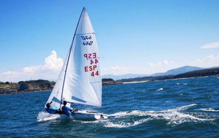 El equipo olímpico español de vela, retoma los entrenamientos en Santander
