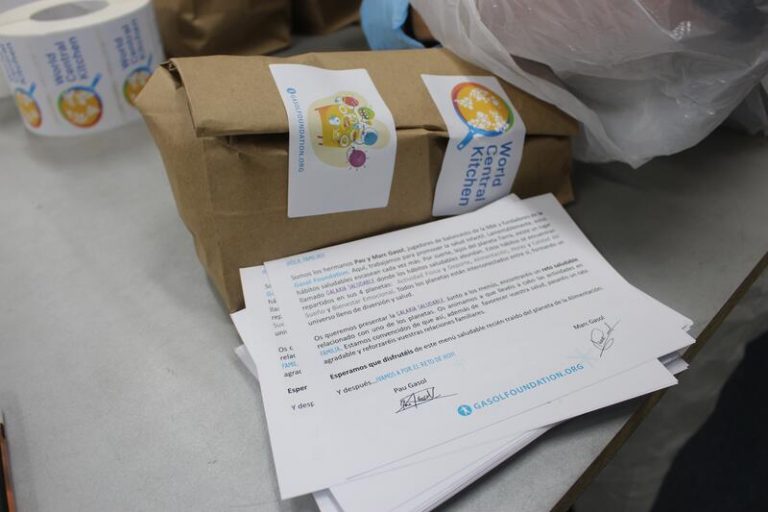 La Gasol Foundation y el chef José Andrés dan menús a 1.500 familias