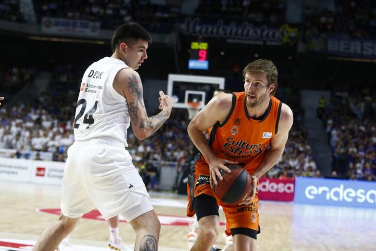El Real Madrid afronta su primera 'final' ante Valencia Basket