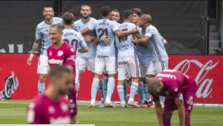 El Celta aleja el peligro con una impresionante goleada ante el Alavés