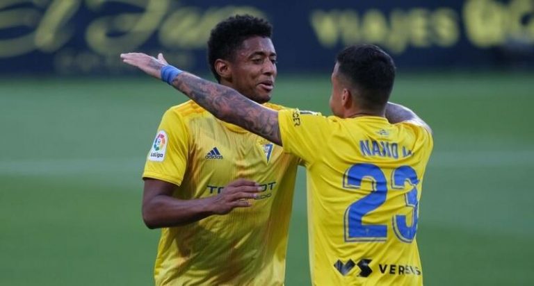LaLiga SamartBank avanza y el Cádiz se afianza en el liderato