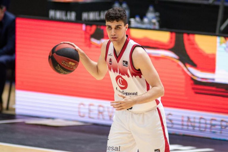Carlos Alocén iguala a Luka Doncic en el trofeo a Mejor Jugador joven