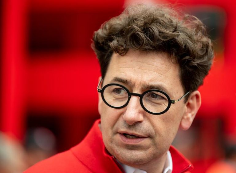 El jefe de Ferrari asegura que la salida de Vettel fue a causa del coronavirus