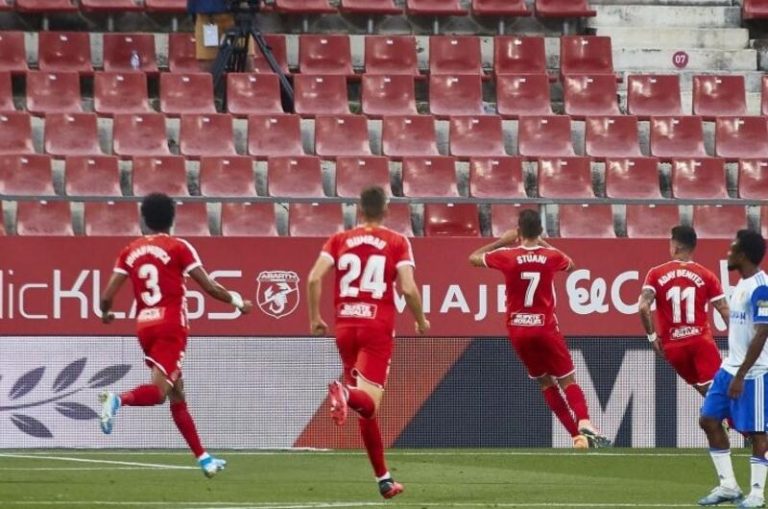 Stuani ofrece un debut triunfal a Francisco y el Girona vence al Zaragoza