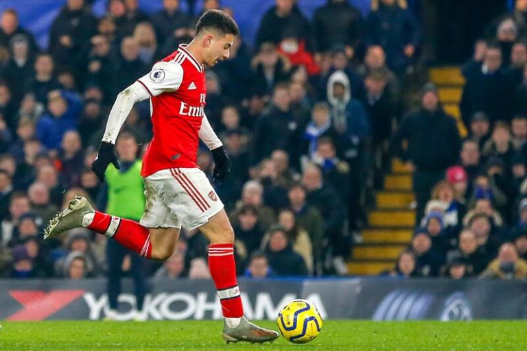 El Arsenal ata al joven Martinelli con un contrato de 