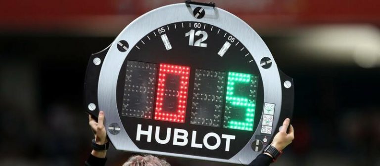 FIFA aprueba los cinco cambios durante toda la temporada 2020-21