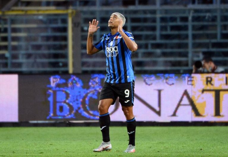 El Atalanta gana y presiona a la Juventus y el Milan sigue de dulce