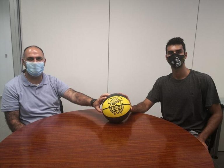 Iberostar Tenerife ficha al ala-pívot español Jacobo Díaz por tres temporadas