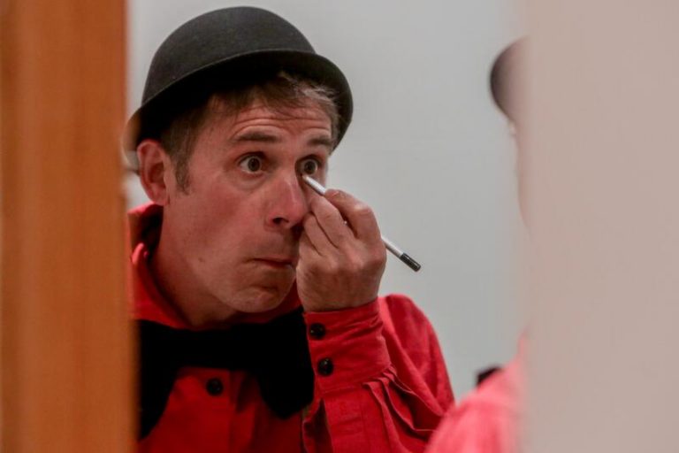 El circo en España, con 10.000 artistas sin trabajo, pide a Sánchez que 