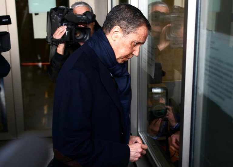 La Audiencia Provincial rechaza el recurso de Zaplana y sigue su investigación