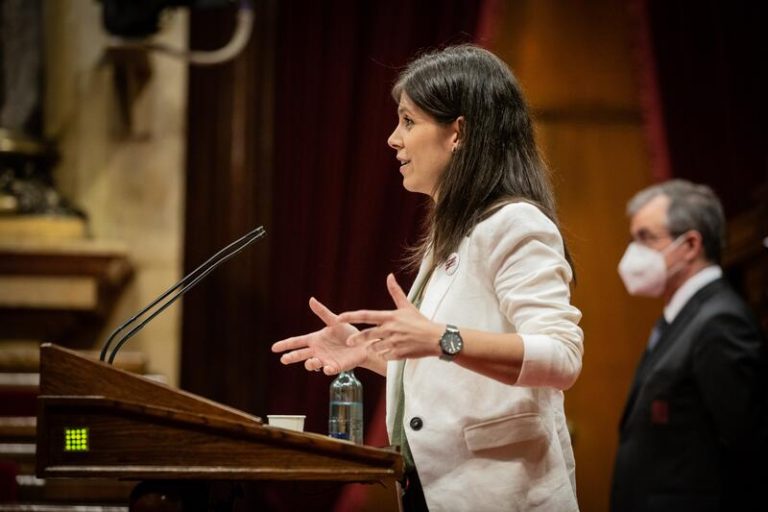 ERC quiere a Torra en la mesa de diálogo aprovechando el 