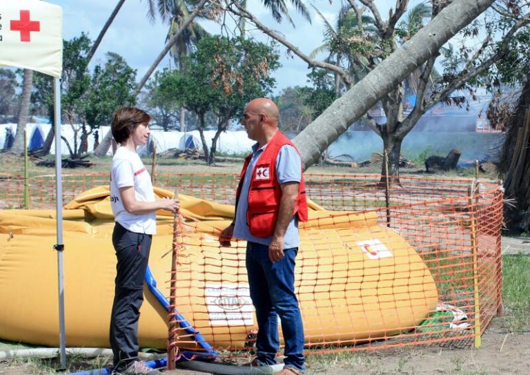 Mujer mayor de 35 años, el perfil de cooperante español