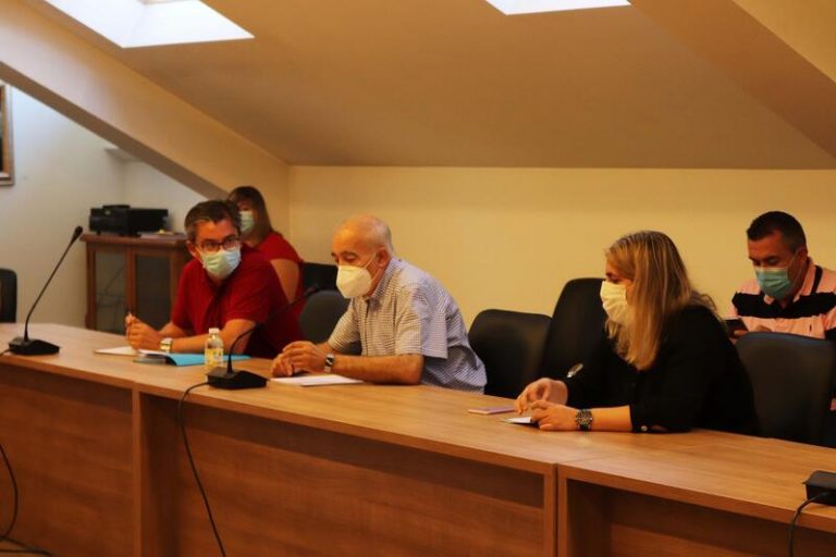 José Luis García se despide de la Alcaldía de Brión tras 41 años como regidor