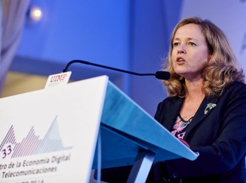 El Gobierno estudia instrumentos para incentivar la demanda turística El Gobierno estudia instrumentos para incentivar la demanda turística