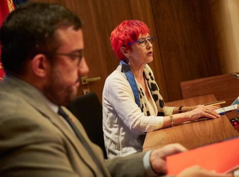 Navarra endurece restricciones: suben las multas y solo se permiten grupos de seis Navarra endurece restricciones: suben las multas y solo se permiten grupos de seis