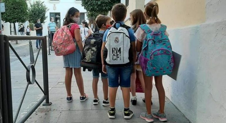 Cerradas 28 aulas en 24 centros educativos de Aragón por casos positivos de COVID-19