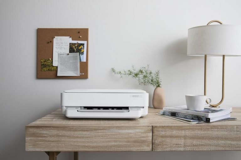 Las impresoras HP Envy 6000 y Deskjet 2700 se adaptan al trabajo en casa