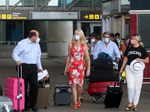 Las restricciones para viajar a España se prorrogan hasta el 30 de septiembre Las restricciones para viajar a España se prorrogan hasta el 30 de septiembre