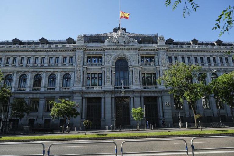 El Banco de España dice que el PIB podría crecer hasta 2 puntos el curso próximo