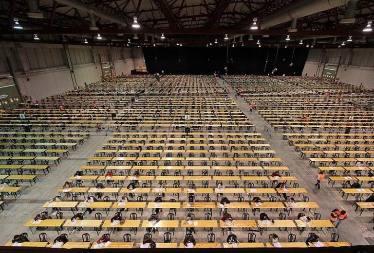 El Gobierno garantizará la igualdad de oportunidades en las oposiciones de 2021