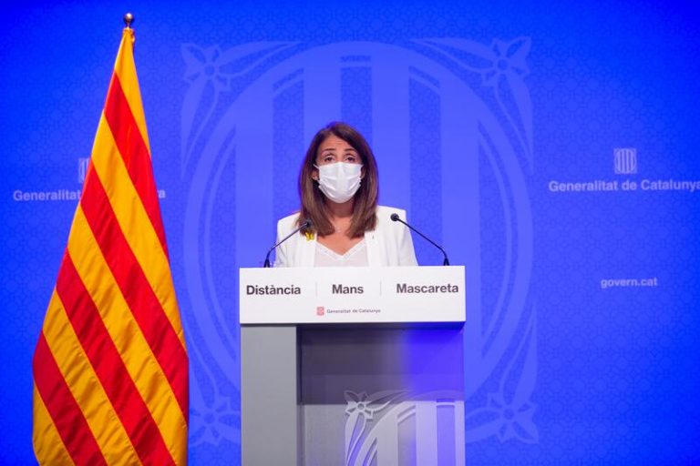 La Generalitat otorgará la Medalla de Oro al cantautor Lluís Llach y a Teresa Codina