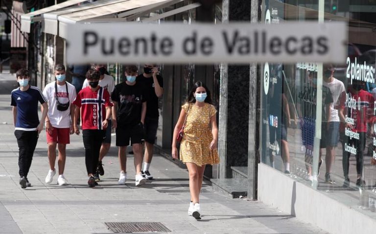 Madrid amplía las restricciones a otras ocho zonas y pide evitar 