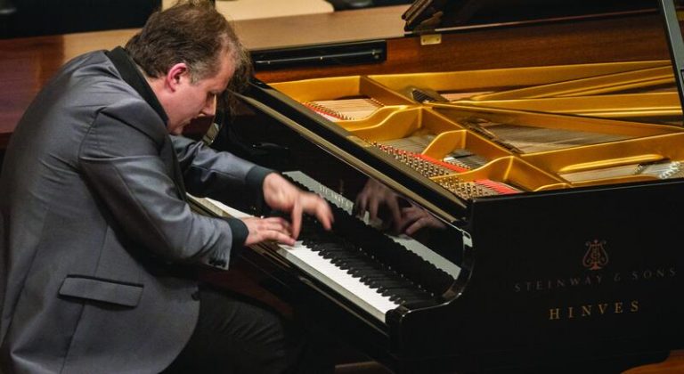 Josu de Solaun, Franziska Pietsch y el Quartetto Indaco clausurarán el Festival Iturbi de piano