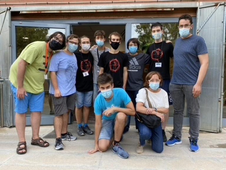 España se hace con dos medallas de plata y cuatro de bronce en la Olimpiada de Matemática